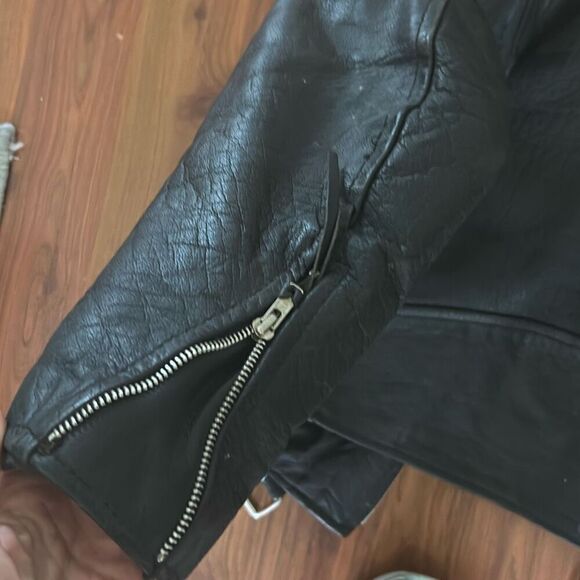 Harley Davidson Black leather Moto jacket. Medium - Picture 6 of 8